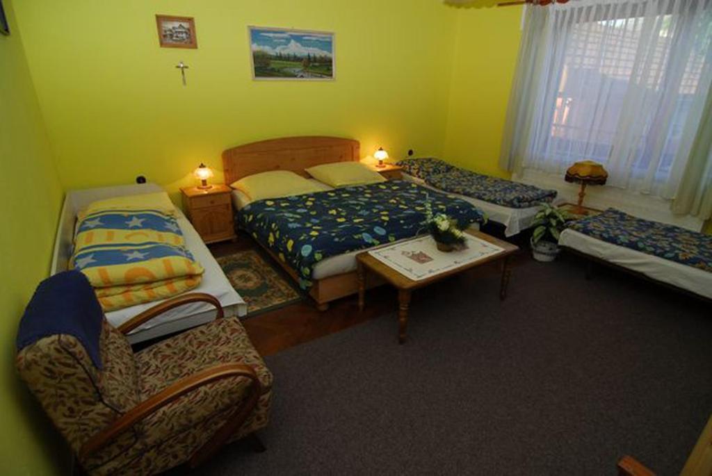 Bed and Breakfast Privat Henry Liptovský Mikuláš Zimmer foto